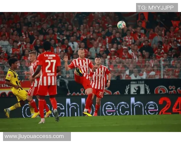 世界杯惊现冷门那不勒斯绝杀阿森纳全场沸腾瞬间回顾