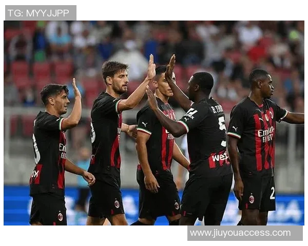 曼联友谊赛大胜AC米兰乌龙球成比赛转折点引发热议