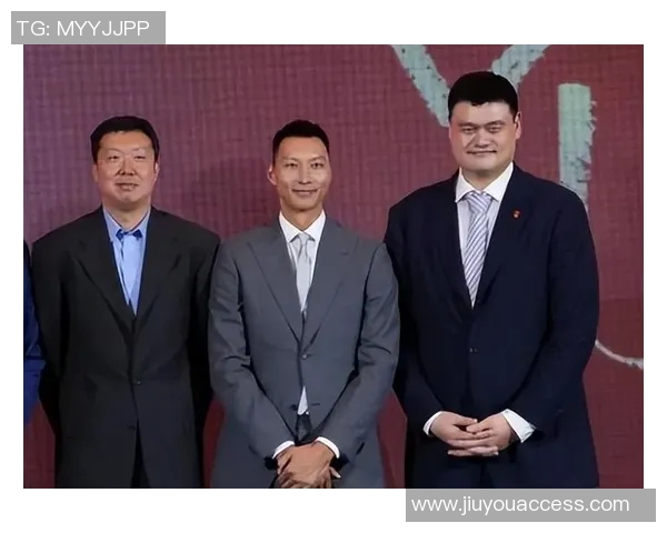 姚明与谁携手共创辉煌篮球事业的传奇之路