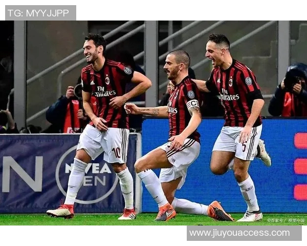 中超激战AC米兰险胜那不勒斯乌龙球成比赛转折点引发转会热议