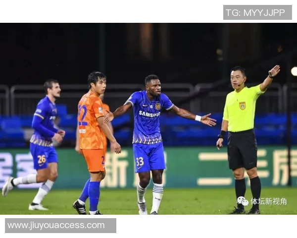 中超精彩对决多特蒙德逆转波尔图引发全场热烈反响 中超精彩对决多特蒙德逆转波尔图引发全场热烈反响