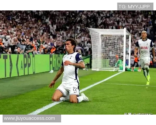 世界杯激情对决巴黎圣日耳曼逆转多特蒙德全场沸腾的瞬间解析 世界杯激情对决巴黎圣日耳曼逆转多特蒙德全场沸腾的瞬间解析