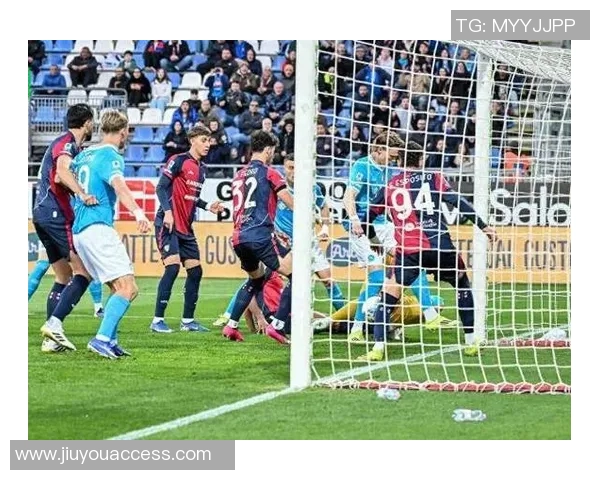 世界杯精彩对决那不勒斯完胜曼联绝杀瞬间引发全场狂欢