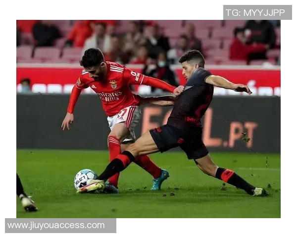 中超精彩对决尤文图斯大胜本菲卡帽子戏法引发全场狂欢战术解析