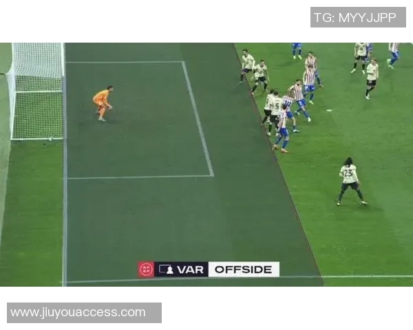 国王杯惊现冷门拜仁3-0马竞绝杀瞬间点燃全场激情