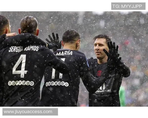 国王杯精彩对决巴黎圣日耳曼大胜曼城乌龙球成焦点瞬间